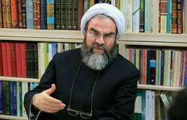 غرویان  شاگرد آیت الله جوادی آملی:آیت الله جوادی آملی برخی اختلاس ها و دست اندازی هایی که بیت المال می شود را می بینند و آزرده خاطر می شوند، تذکر می دهند که مسئولان مراقب باشند.