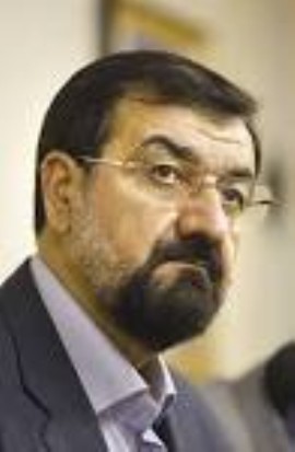ادبیاتی مانند بیسواد و تازه به دوران رسیده خواندن طرف مقابل باید از فضای سیاسی ایران بیرون برود /بخشی از افرادی که در راهپیمای 9 دی حضور داشتند دستبند سبز به دست داشتند/ من و امثال من باید جدی تر وارد صحنه می شدیم/ برخی به رهبری حسادت کردند