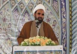 ایوان شهر شهداست / حجت الاسلام لروند امام جمعه شهرستان ایوان : برخی مسؤولان در استان به دنبال حذف روحانیت انقلابی هستند 