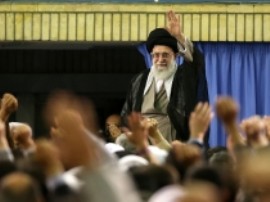 رهبر معظم انقلاب در دیدار مسئولان نظام و سفیران کشورهای اسلامی:خلیج فارس ناامن برای همه ناامن خواهد بود/ هر اندازه که بتوانیم از مظلوم دفاع و با ظالم مقابله خواهیم کرد