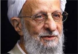 خطر فرهنگی؛ زیربنای همه خطرهای دیگر آیه الله مصباح یزدی : این فکر غیر انقلابی که بالاخره آمریکا کدخداست و باید از او اطاعت کرد و نمی‌توان برای همیشه با او جنگید، هنوز وجود دارد