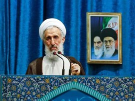 چرا نگرانید که تحریم باشد و تشدید شود؛ به جهنم که تشدید شود. مگر خداوند کم داده است. مگر قرآن نمی‌خوانید؟ شما کی هستید؟ /امام جمعه تهران : امروز جوانان ما پهپاد می‌سازند. اینها نتیجه این است که ولایت فقیه را نماینده خدا می‌دانند