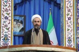 دکتر کریمی تبار نماینده ولی فقیه در استان ایلام: مدیران به بهانه تشکیل دولت جدید،  خدمت به مردم را فراموش نکنند